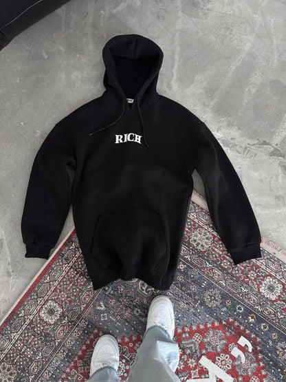 Uzun Kol Kapşonlu Göğüs Baskılı SweatShirt - Siyah